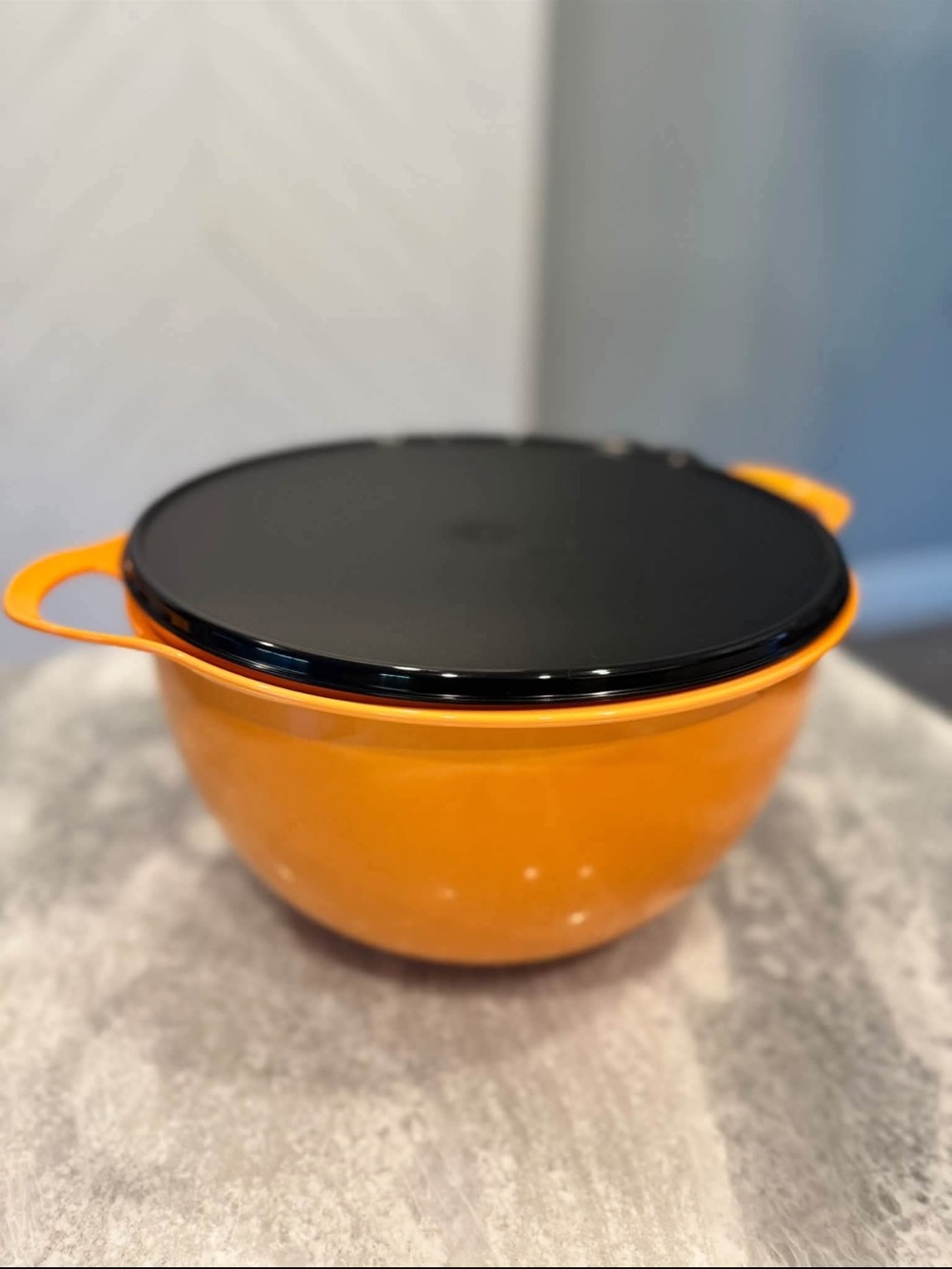 Tupperware Orange bowl